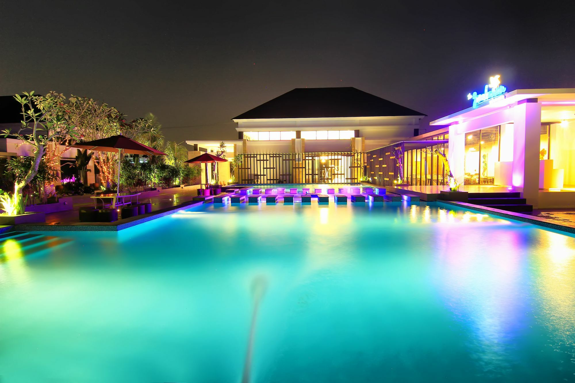 The Baliview Luxury Villas & Resto Pekanbaru Eksteriør bilde